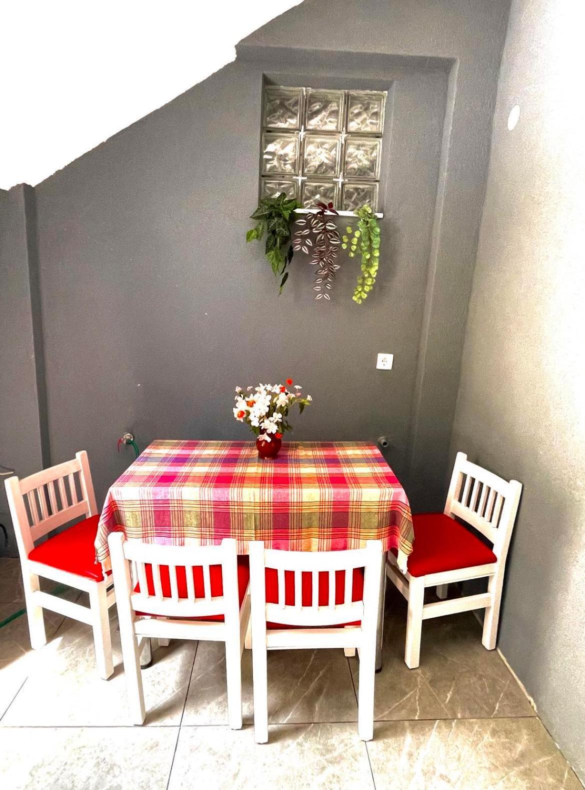Apartment Adel Мостар Екстериор снимка