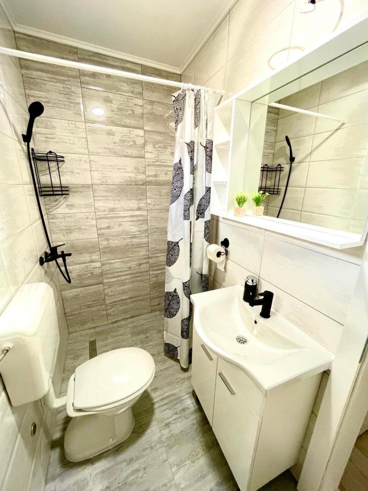 Apartment Adel Мостар Екстериор снимка